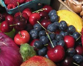 Our 4 farmers markets offer fruit, veggies and much more!